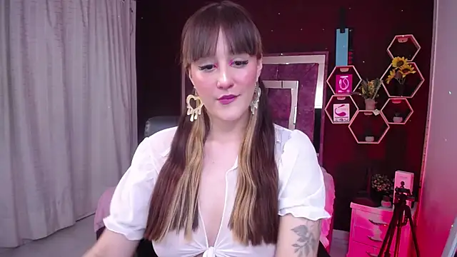 Snapshot of AnabelleGron chatting on October 10, 2025, 11:16 pm AnabelleGron online show from October 10, 2025, 11:16 pm