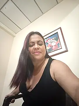 Youmilfsexy online show from March 4, 2025, 2:17 am