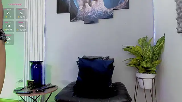 thomas eliotts online show from February 2, 2025, 7:46 pm