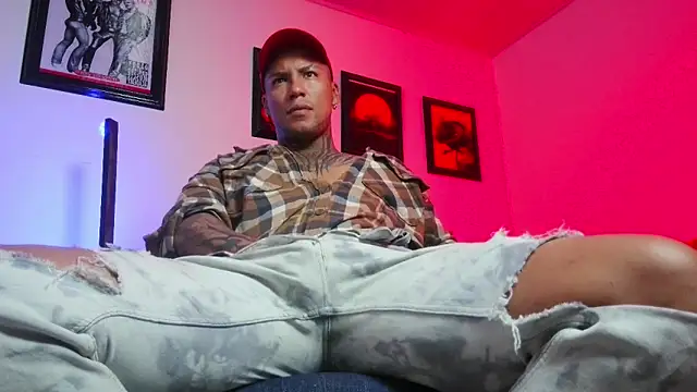 Leonnardo Jaramillo online show from October 16, 2025, 10:34 am