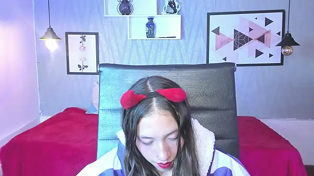 Valeria roussi online show from December 29, 2024, 8:58 pm