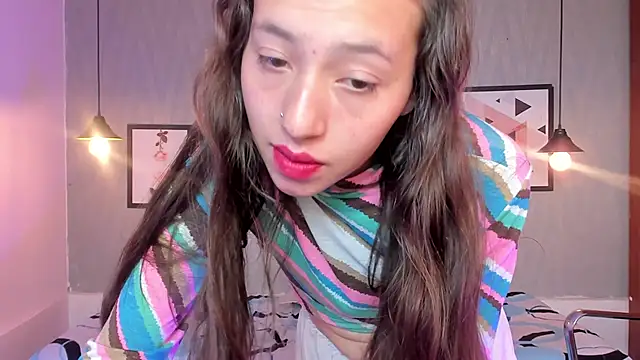 Valeria roussi online show from December 11, 2024, 4:09 pm