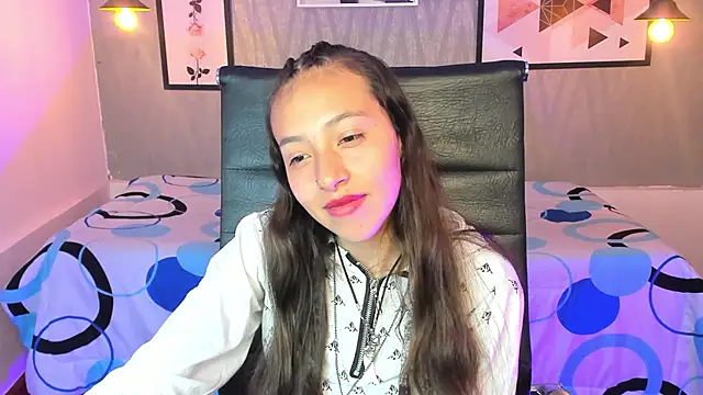 Valeria roussi online show from December 19, 2024, 8:13 pm