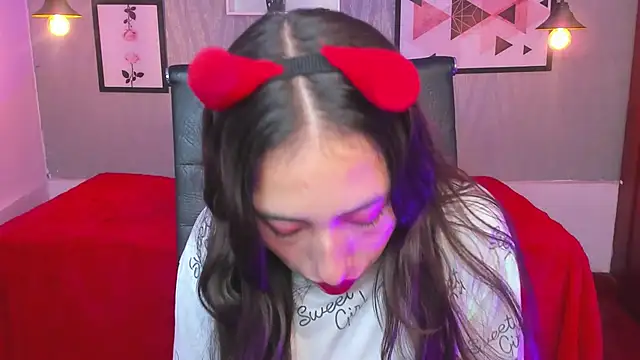 Valeria roussi online show from January 9, 2025, 4:39 pm