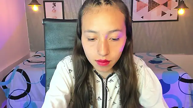 Valeria roussi online show from December 19, 2024, 5:08 pm