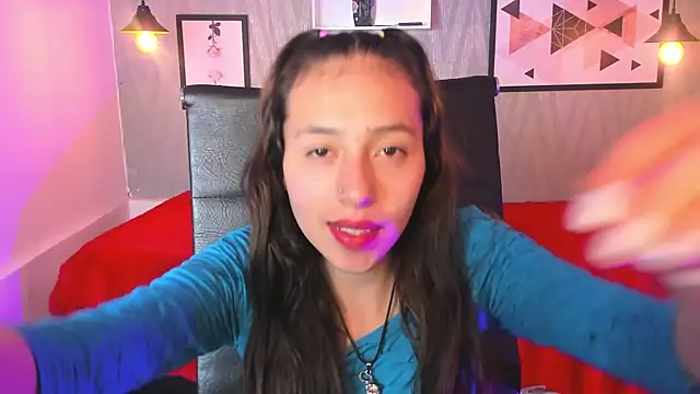 Valeria roussi online show from December 27, 2024, 8:07 pm