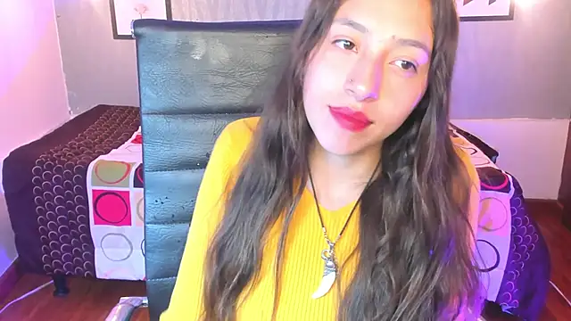 Valeria roussi online show from December 26, 2024, 8:00 pm