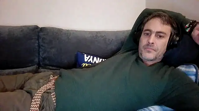 basquehotboy online show from December 11, 2024, 10:06 pm