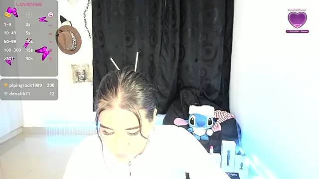 natasha777 v online show from December 12, 2024, 1:53 am