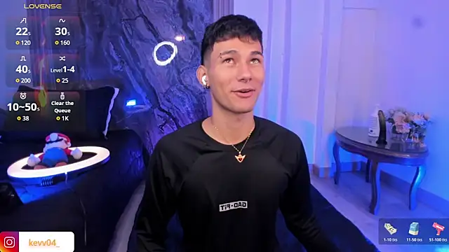 Snapshot of Alexx_tc chatting on February 7, 2026, 3:47 am Alexx tc online show from February 7, 2026, 3:47 am