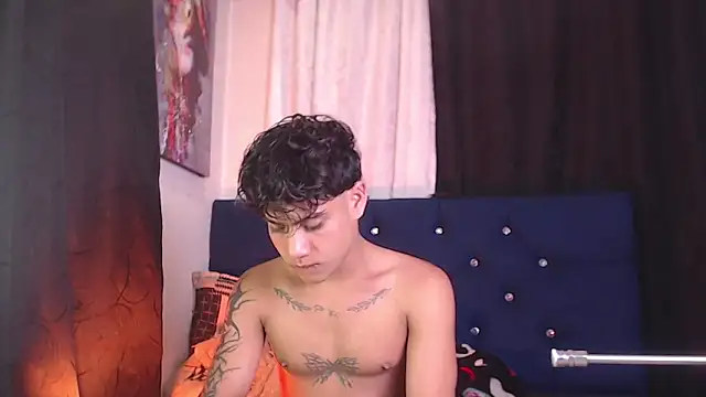 Snapshot of Sexys_Boys_Hot1 chatting on February 11, 2026, 1:38 am Sexys Boys Hot1 online show from February 11, 2026, 1:38 am