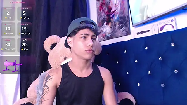 Snapshot of Sexys_Boys_Hot1 chatting on October 31, 2025, 2:19 am Sexys Boys Hot1 online show from October 31, 2025, 2:19 am