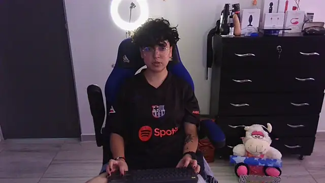 Snapshot of thomascooper7 chatting on March 2, 2025, 8:25 pm thomascooper7 online show from March 2, 2025, 8:25 pm