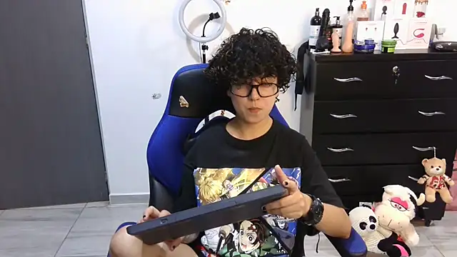 Snapshot of thomascooper7 chatting on September 11, 2025, 7:25 pm thomascooper7 online show from September 11, 2025, 7:25 pm