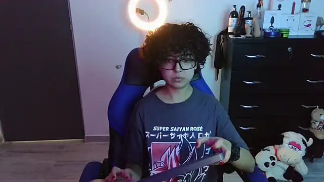 Snapshot of thomascooper7 chatting on October 4, 2025, 6:31 pm thomascooper7 online show from October 4, 2025, 6:31 pm