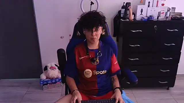 Snapshot of thomascooper7 chatting on February 28, 2025, 7:14 pm thomascooper7 online show from February 28, 2025, 7:14 pm