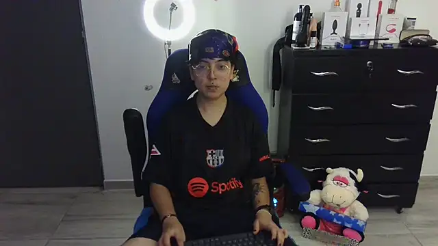 Snapshot of thomascooper7 chatting on March 3, 2025, 12:56 am thomascooper7 online show from March 3, 2025, 12:56 am