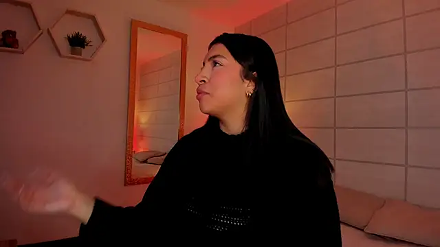 Snapshot of Christine_Laam chatting on February 27, 2026, 12:05 pm Christine Laam online show from February 27, 2026, 12:05 pm