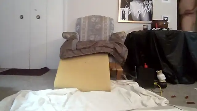 rickydickyskull online show from December 20, 2025, 5:32 am