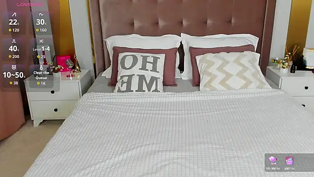 Snapshot of Eva_Conors_ chatting on October 17, 2025, 12:58 am Eva Conors online show from October 17, 2025, 12:58 am