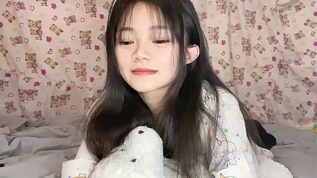 QQQ888zzzxxxcc online show from January 12, 2025, 4:18 pm