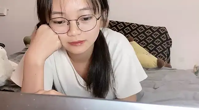 QQQ888zzzxxxcc online show from January 6, 2025, 4:55 pm