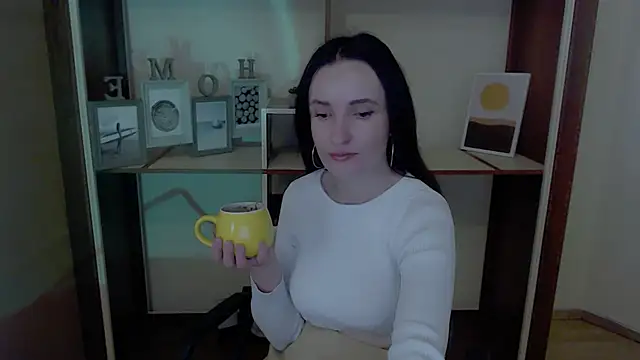 Snapshot of LaimaV_ chatting on September 28, 2025, 8:32 am LaimaV  online show from September 28, 2025, 8:32 am