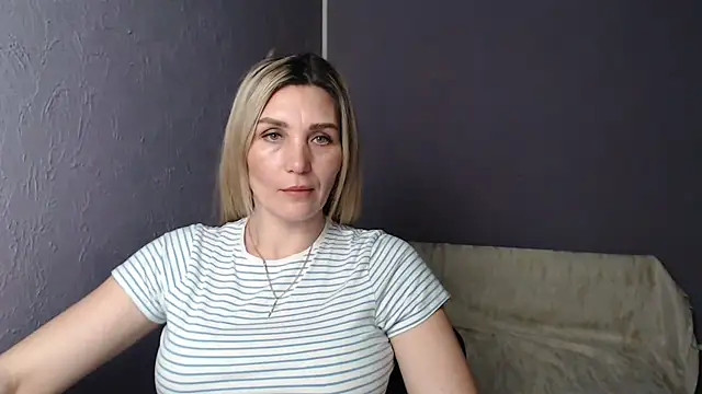  sexy lady online show from February 18, 2025, 3:31 pm