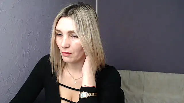  sexy lady online show from February 13, 2025, 2:09 pm