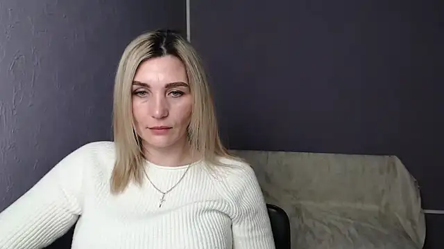  sexy lady online show from February 17, 2025, 1:44 pm