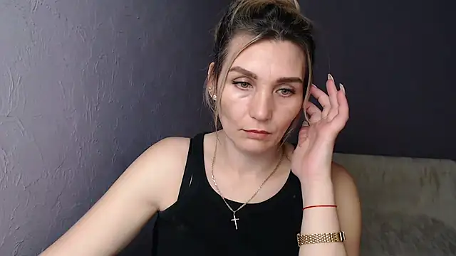  sexy lady online show from February 26, 2025, 5:21 pm