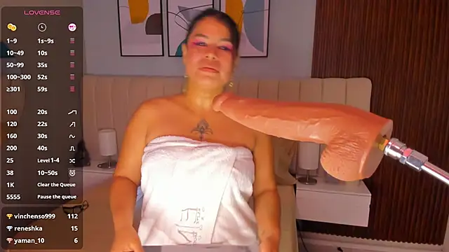 Snapshot of Sam_foox chatting on March 17, 2025, 6:18 am Sam foox online show from March 17, 2025, 6:18 am