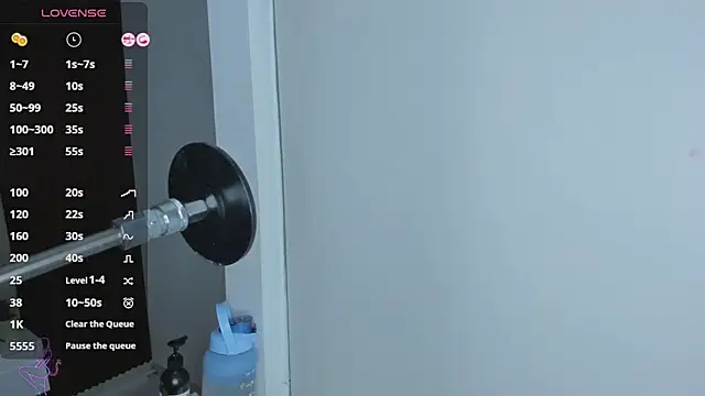 Snapshot of Sam_foox chatting on February 27, 2025, 3:18 am Sam foox online show from February 27, 2025, 3:18 am