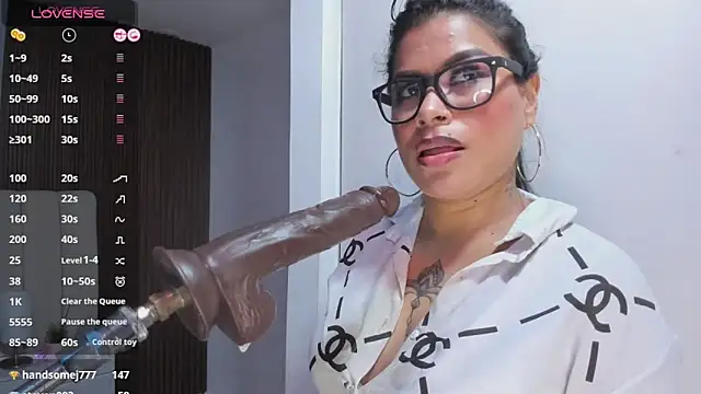 Snapshot of Sam_foox chatting on March 2, 2025, 6:37 am Sam foox online show from March 2, 2025, 6:37 am