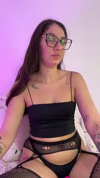 DianaSartori online show from April 9, 2026, 1:06 pm