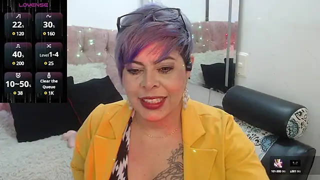 Grecia Horny online show from January 7, 2025, 1:03 pm