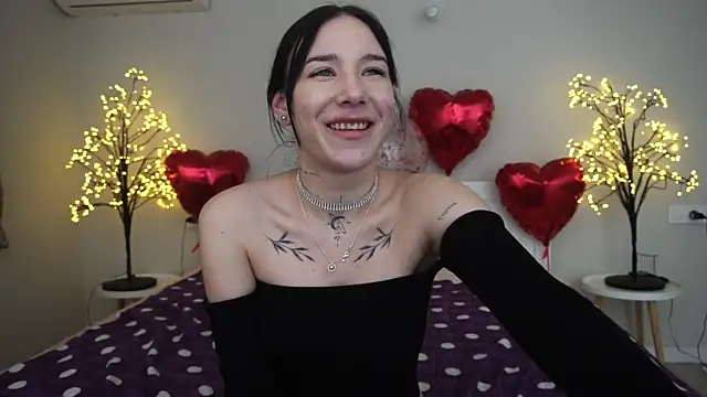 NikkiGoldSide online show from February 26, 2025, 5:21 pm