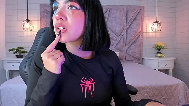 Gianna foxy online show from March 4, 2026, 1:30 pm