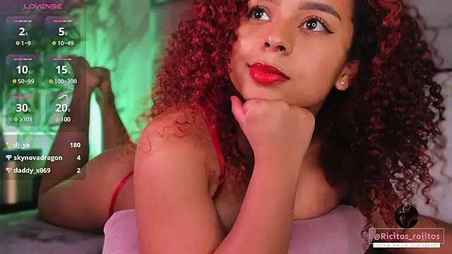 lara jones  online show from March 21, 2025, 9:56 am