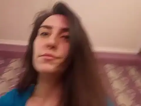 Snapshot of AlejandraDelaney chatting on October 4, 2025, 12:28 pm AlejandraDelaney online show from October 4, 2025, 12:28 pm