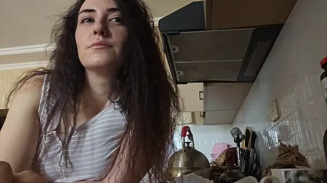 Snapshot of AlejandraDelaney chatting on October 19, 2025, 9:12 am AlejandraDelaney online show from October 19, 2025, 9:12 am