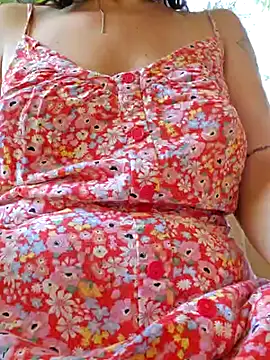 Snapshot of NataLive chatting on February 12, 2025, 6:19 am NataLive online show from February 12, 2025, 6:19 am