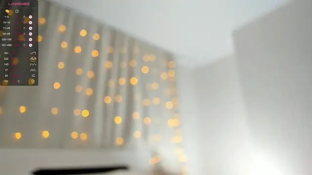 Snapshot of OttilieBurruss chatting on March 2, 2025, 5:20 pm OttilieBurruss online show from March 2, 2025, 5:20 pm