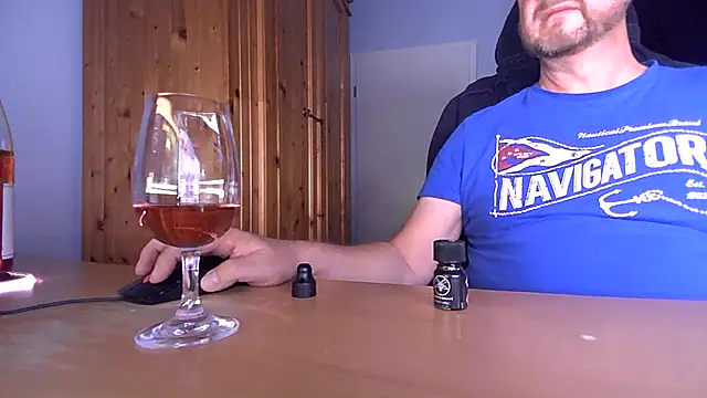 Snapshot of Tom_PP_cgn chatting on September 23, 2025, 6:15 pm Tom PP cgn online show from September 23, 2025, 6:15 pm