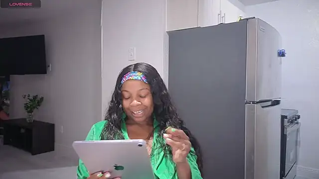 miamiworld online show from April 21, 2026, 2:51 am