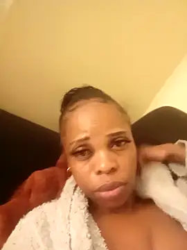 Snapshot of SweetHotLipsX39 chatting on October 17, 2025, 6:17 am SweetHotLipsX39 online show from October 17, 2025, 6:17 am