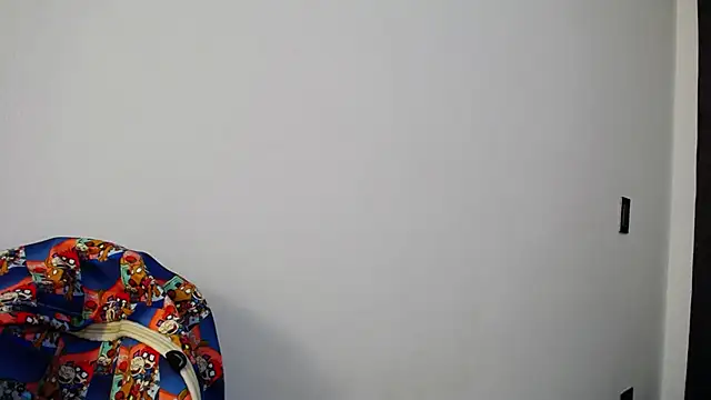 lily f00x online show from February 24, 2026, 12:39 pm