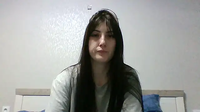 Moniic Moon online show from February 27, 2025, 3:26 pm