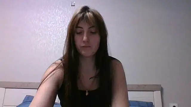 Moniic Moon online show from January 22, 2025, 4:44 pm