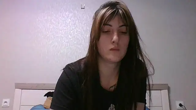 Moniic Moon online show from January 27, 2025, 3:50 pm